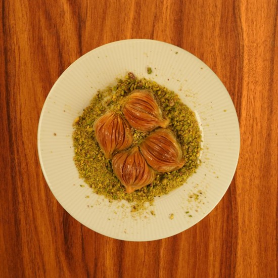 Fıstıklı Midye Baklava   1 kg